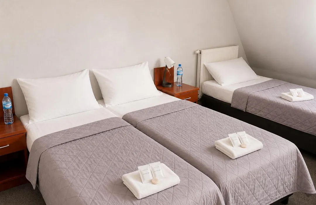 Hotel Karolinka-1